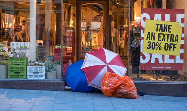 We’ll risk becoming criminals to give out tents to homeless people